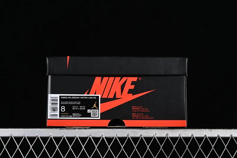 All categories Air Jordan Jordan series basketball shoes Air Jordan 1 Low Z version Air Jordan 1 Low AJ1 Joe 1 black and green color low-top cultural casual sneakers CZ0775-036